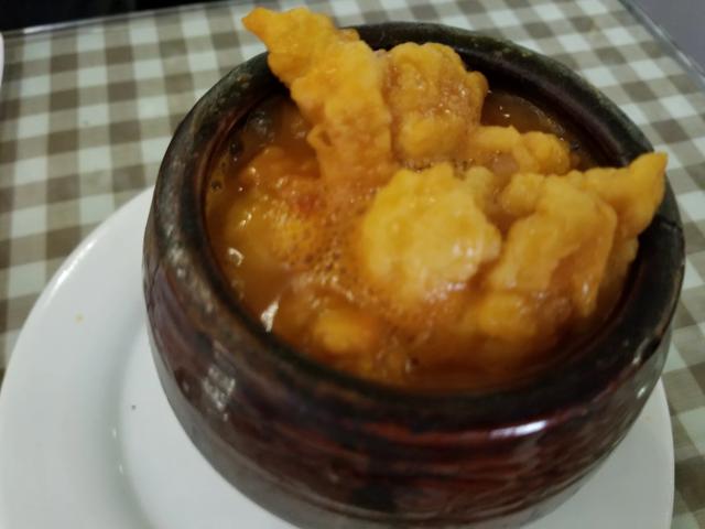 吃貨去哈爾濱一定要吃哪些當?shù)氐男〕裕?></a></p>

<p>（5） 哈爾濱的燒烤也不錯可以嘗嘗，哈爾濱的燒烤，碳烤居多，生肉烤制，烤出來的味道，對食材要求挺高，再就是調(diào)料來加入。有幾個店可以推薦，于家燒烤，道外北十八道街84.老味燒烤，安達街34號</p>
<p><a href=